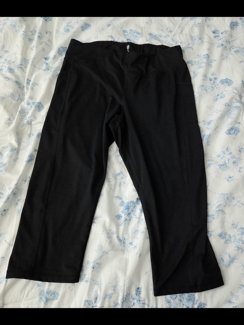 Ideology Black Women's Capri Jogger Pants